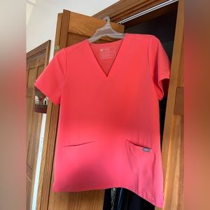 Figs Casma 3 Pocket Scrub Top- Hot Coral